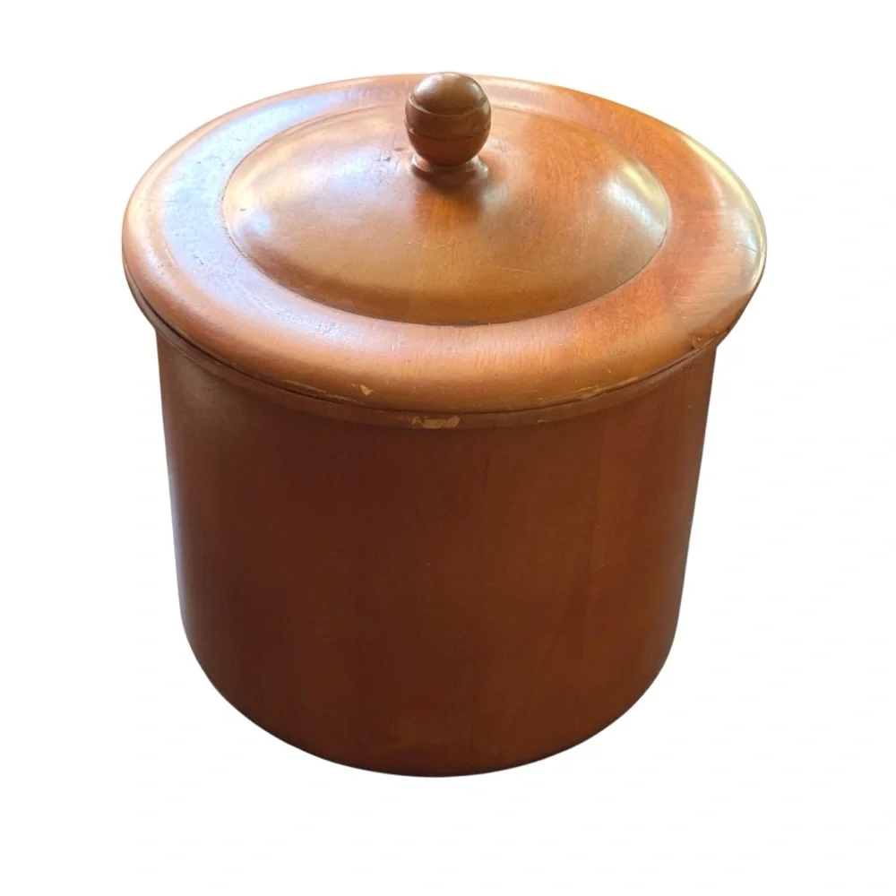 Large Vintage Ice Bucket Round Wood MCM 60s 70s Bar ware Man Cave